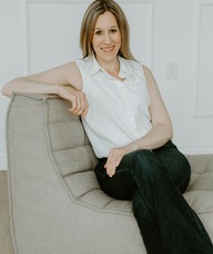 Book an Appointment with Sara Brooks for Psychotherapy