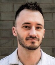 Book an Appointment with Dr. Matthew Becker for Chiropractic